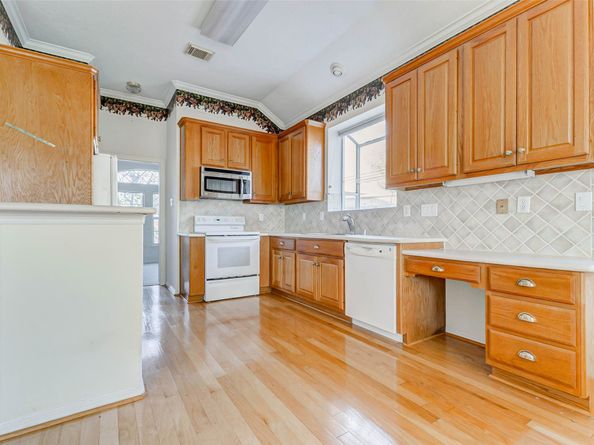 7903 S Wellington Court, Houston TX 77055