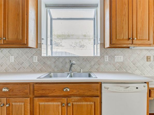 7903 S Wellington Court, Houston TX 77055