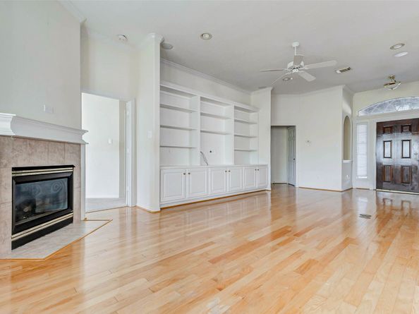 7903 S Wellington Court, Houston TX 77055