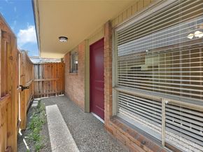 1529 Wirt Road 19, Houston TX 77055