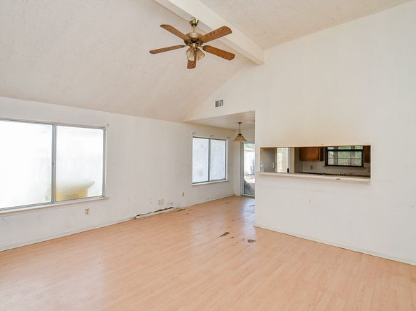 12534 Warrenwood dr, Houston TX 77066