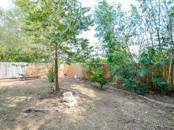 12534 Warrenwood dr, Houston TX 77066