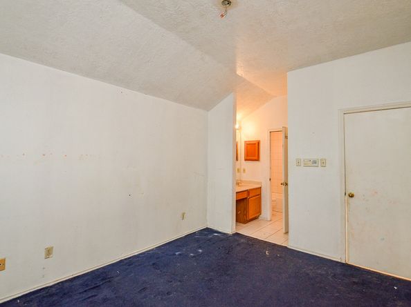 12534 Warrenwood dr, Houston TX 77066