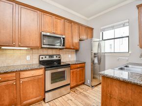 118 McGowen Street K, Houston TX 77006