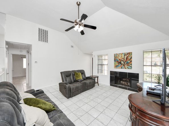 13943 Cantwell Drive, Houston TX 77014