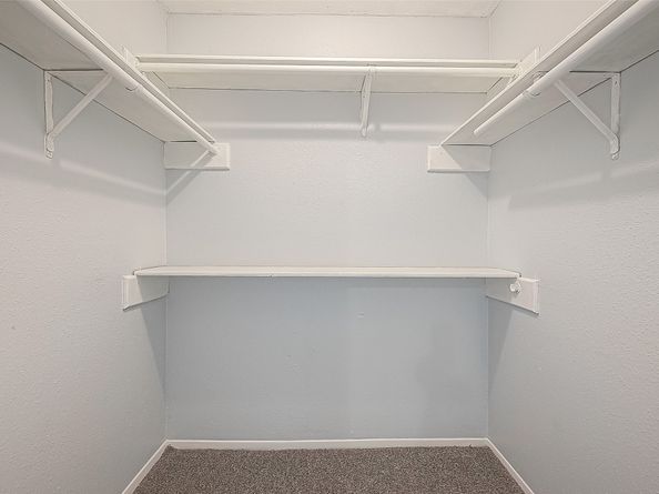 9809 Richmond Avenue C8, Houston TX 77042