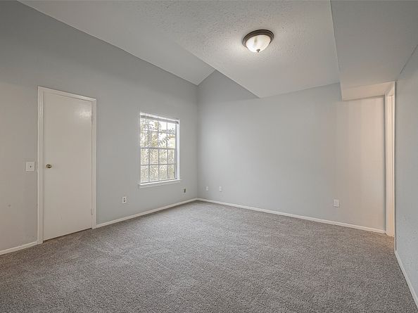 9809 Richmond Avenue C8, Houston TX 77042