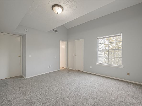 9809 Richmond Avenue C8, Houston TX 77042