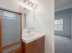 9809 Richmond Avenue C8, Houston TX 77042