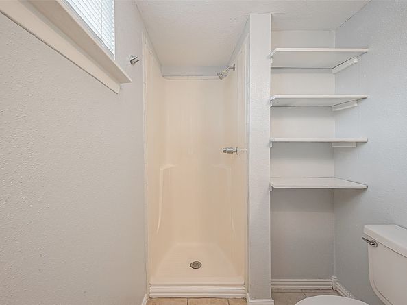 9809 Richmond Avenue C8, Houston TX 77042