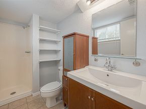 9809 Richmond Avenue C8, Houston TX 77042