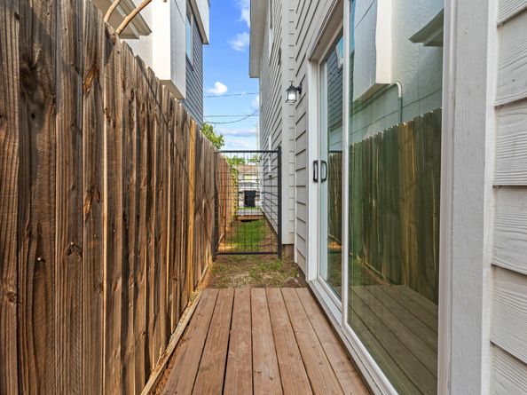 1517 Egypt Street, Houston TX 77009