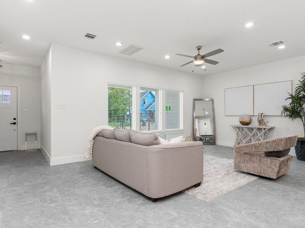 1517 Egypt Street, Houston TX 77009