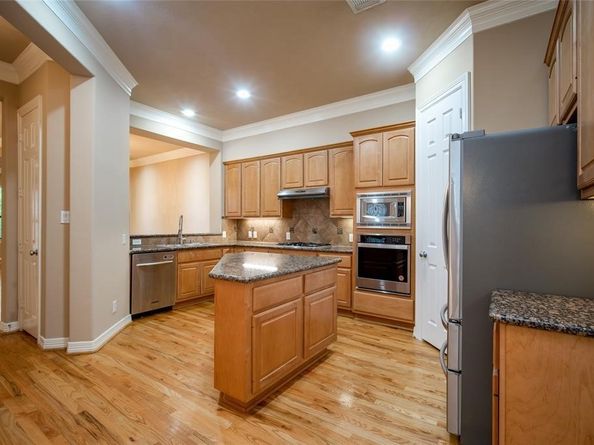 2906 Royal Oaks Crest Crest, Houston TX 77082