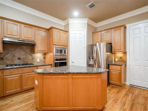 2906 Royal Oaks Crest Crest, Houston TX 77082
