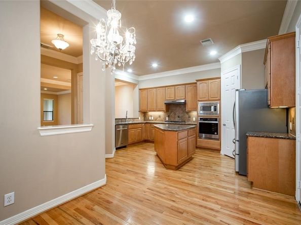 2906 Royal Oaks Crest Crest, Houston TX 77082