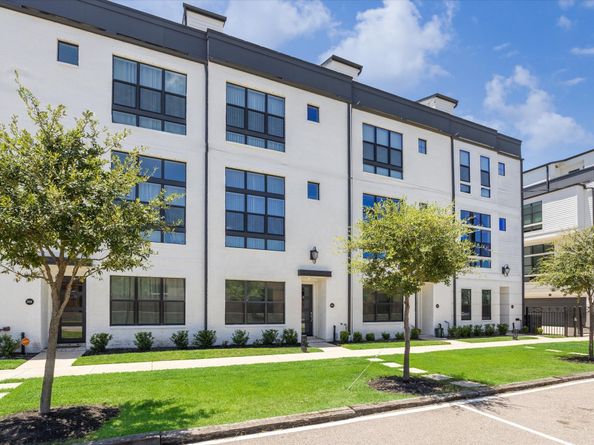 2914 Lamar Street, Houston TX 77003