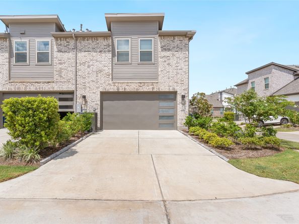 16654 Texas Hill Country Road, Cypress TX 77433