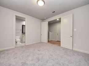 1831 Dart Street, Houston TX 77007