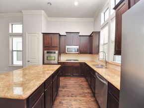 1831 Dart Street, Houston TX 77007