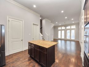 1831 Dart Street, Houston TX 77007