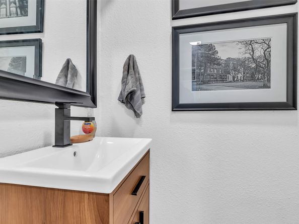 1831 Palm Street, Houston TX 77004