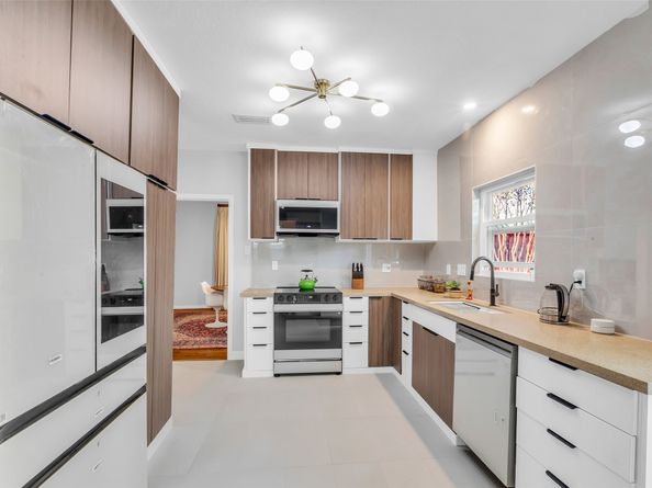 1831 Palm Street, Houston TX 77004