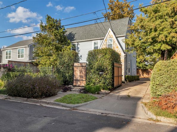 1831 Palm Street, Houston TX 77004