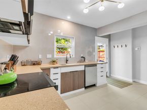 1831 Palm Street, Houston TX 77004