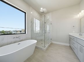 1704 Sedola Lane, Houston TX 77055