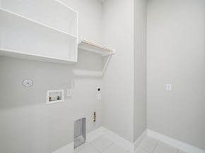 1704 Sedola Lane, Houston TX 77055