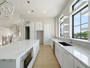 1704 Sedola Lane, Houston TX 77055