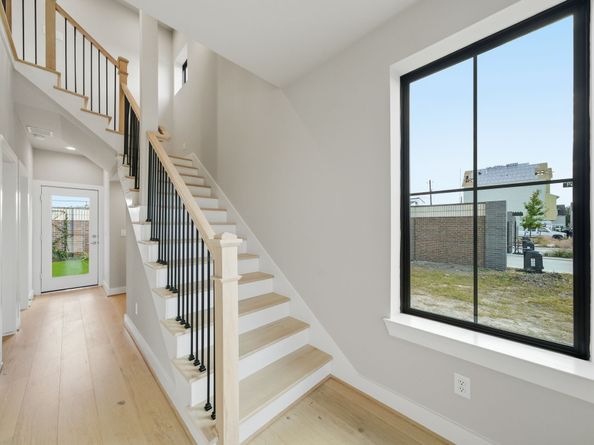 1704 Sedola Lane, Houston TX 77055