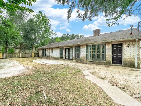 7526 Antoine Drive, Houston TX 77088