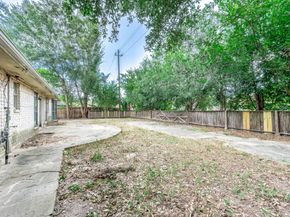 7526 Antoine Drive, Houston TX 77088