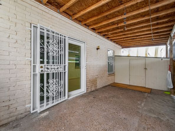 6201 Ranchester Drive 29, Houston TX 77036