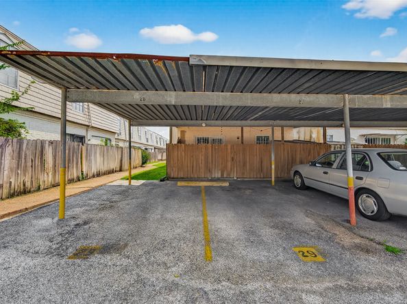 6201 Ranchester Drive 29, Houston TX 77036