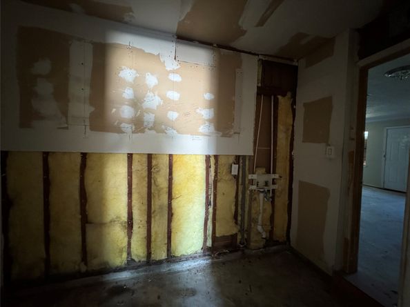 6111 Westover Street, Houston TX 77033