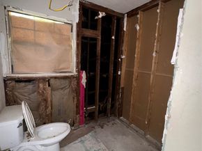 6111 Westover Street, Houston TX 77033