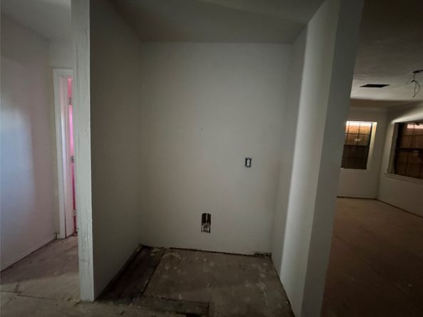 6111 Westover Street, Houston TX 77033