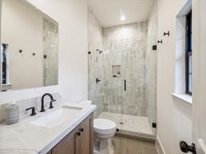 6227 Grovewood Lane, Houston TX 77008