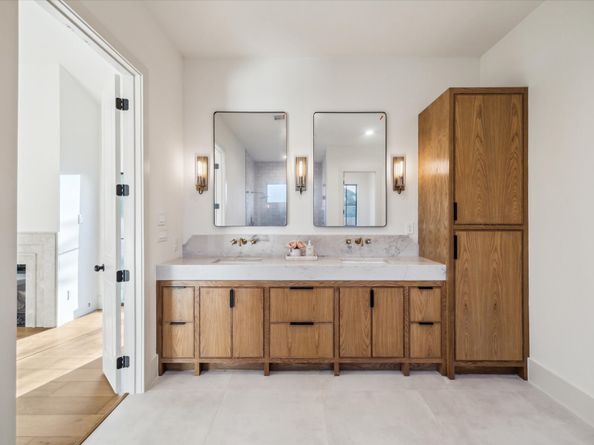 6227 Grovewood Lane, Houston TX 77008