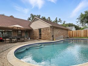 2910 Riata Lane, Houston TX 77043