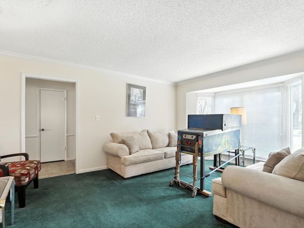 2910 Riata Lane, Houston TX 77043