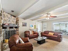 2910 Riata Lane, Houston TX 77043