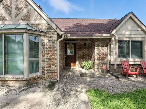 2910 Riata Lane, Houston TX 77043