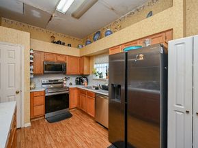 13739 Sablebend Lane, Houston TX 77014