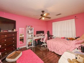 13739 Sablebend Lane, Houston TX 77014