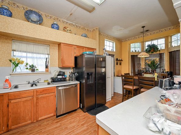 13739 Sablebend Lane, Houston TX 77014