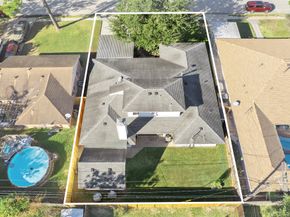 5125 Nina Lee Lane, Houston TX 77092